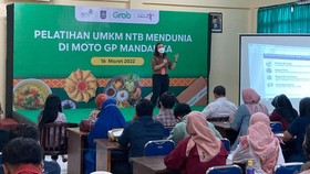 Grab Latih UMKM untuk Sambut Turis di Sirkuit Mandalika