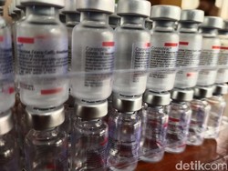 Komisi IX DPR Soroti Timing Vaksin Covid-19 Berbayar saat Kasus Naik
