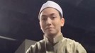 Jeffry Reksa Potret Jeffry Reksa pakai peci disebut mualaf