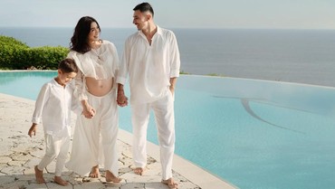 img-title Jessica Iskandar Akhirnya Pilih Melahirkan di Jakarta