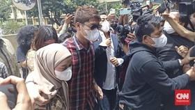 Diperiksa Polisi, Rizky Billar Serahkan Rp10 Juta dari Doni Salmanan