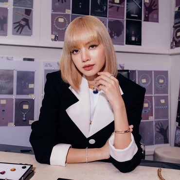 Lisa BLACKPINK Mudik ke Thailand, Tagar Welcome Home Lili Trending