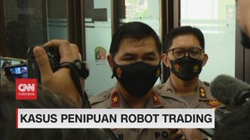 VIDEO: Polisi Akan Periksa Sebuah Klub Sepak Bola Soal Robot Trading