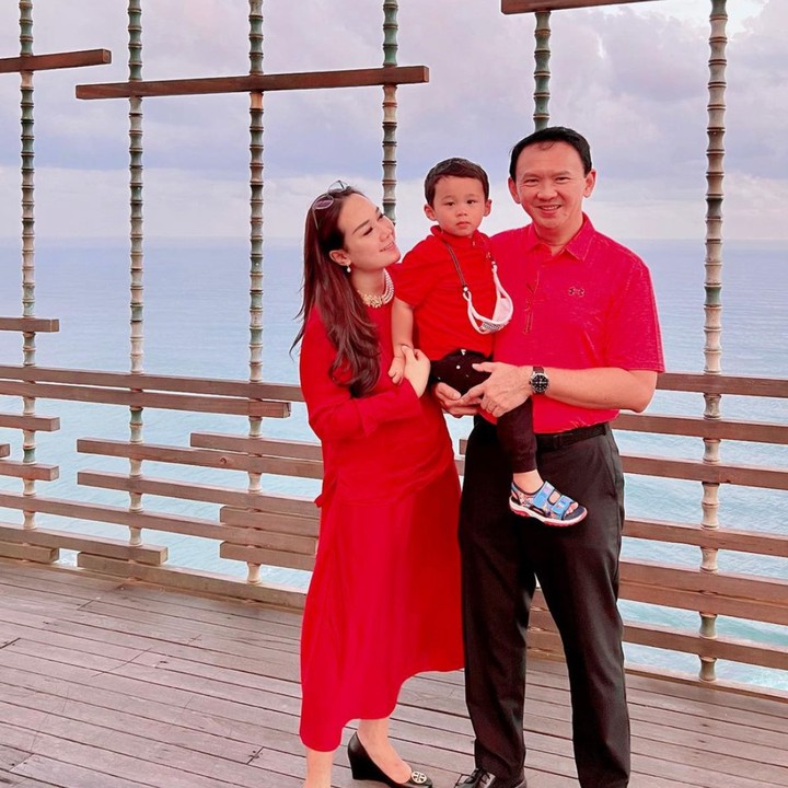 <p>Tak tanggung-tanggung, dalam kurun waktu kurang lebih 3 bulan, Puput berhasil turunkan berat badan hingga 20 kilogram (kg), Bunda. (Foto: Instagram @btpnd)<br /><br /><br /></p>