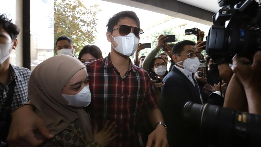 Rizky Billar dan Lesti Kejora ke Bareskrim.