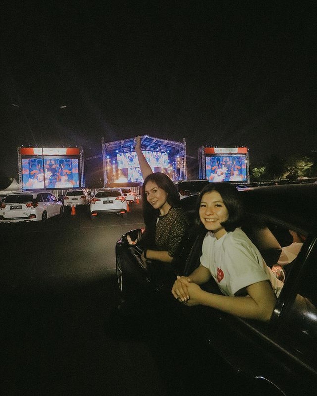 Wulan Guritno dan Shalom Razade