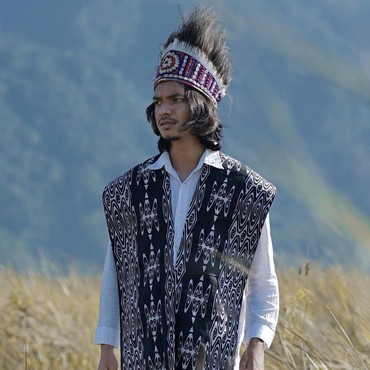 Tak Hanya Mahalini, Alffy Rev Juga Tuai Kontroversi Saat Cover 'Indonesia Raya'