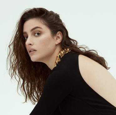 Lirik Lagu I Still Love You - Banks