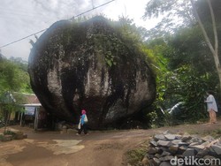Kisah Batu Raksasa di Cianjur Tak Roboh Saat Gempa 7,3 SR pada 2009