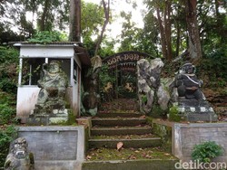 Snapshot: Terbengkalai, Goa Donan Pangandaran Kini Mirip Lokasi Uji Nyali