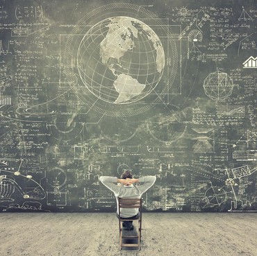 15 Ciri-ciri Orang Cerdas, Tidak Hanya Ditentukan dari IQ