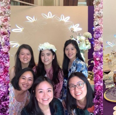 7 Momen Bridal Shower Jessica Tanoesoedibjo, Mesra Bareng Calon Suami