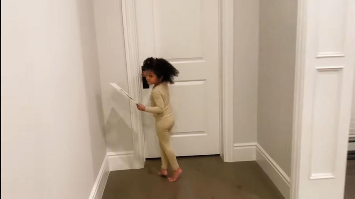 Kamar mewah anak kedua Kylie Jenner