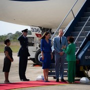 Gaya Kate Middleton Selama Mengunjungi Belize! Memukau dalam Warna Pink
