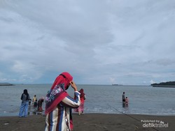 Pantai Teluk Penyu, Ikon Wisatanya Kota Cilacap