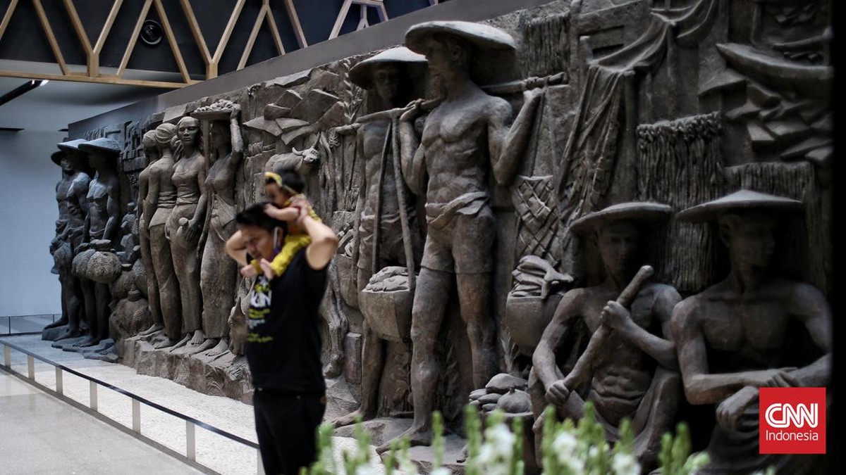 FOTO: Sarinah Pamerkan Relief Peninggalan Sukarno