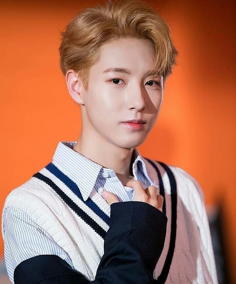 Renjun NCT Potret Transformasi Renjun NCT