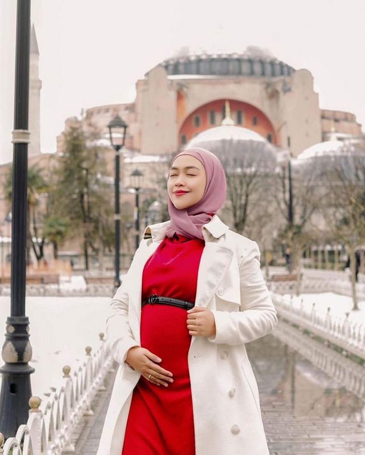 Ria Ricis Pamer Baby Bump