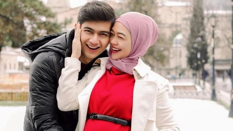 Ria Ricis Pamer Baby Bump