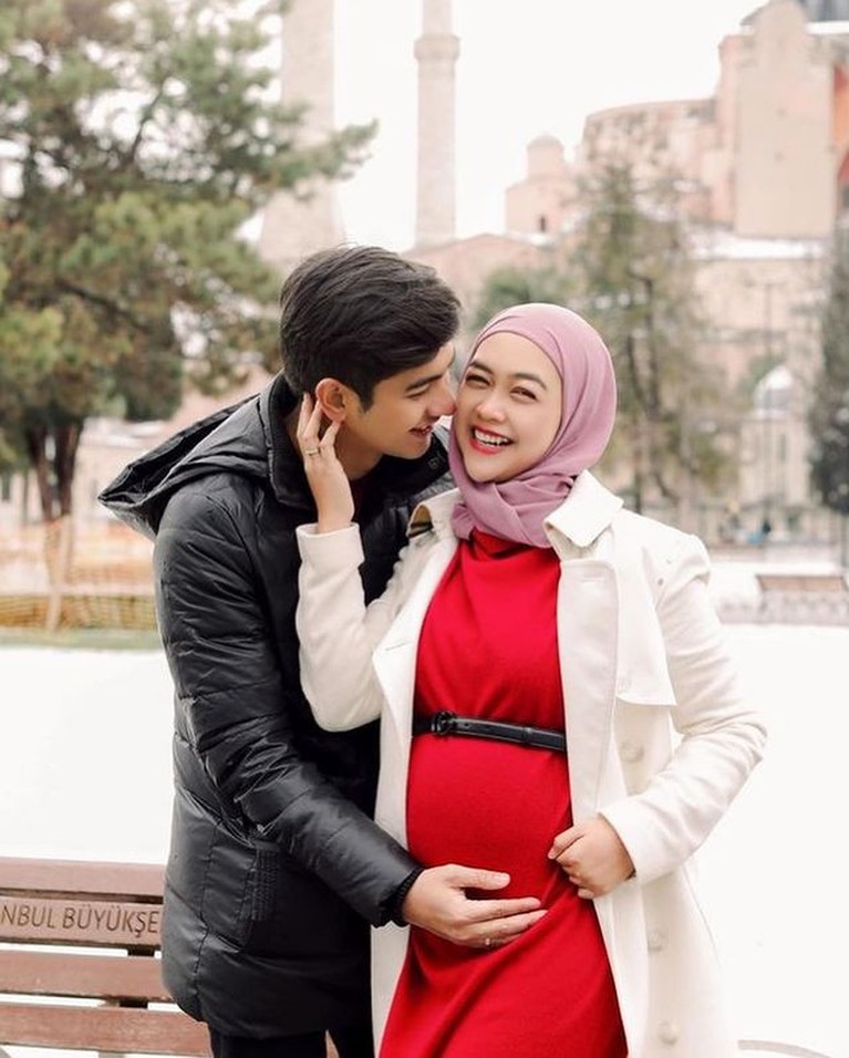 Ria Ricis Ria Ricis Pamer Baby Bump