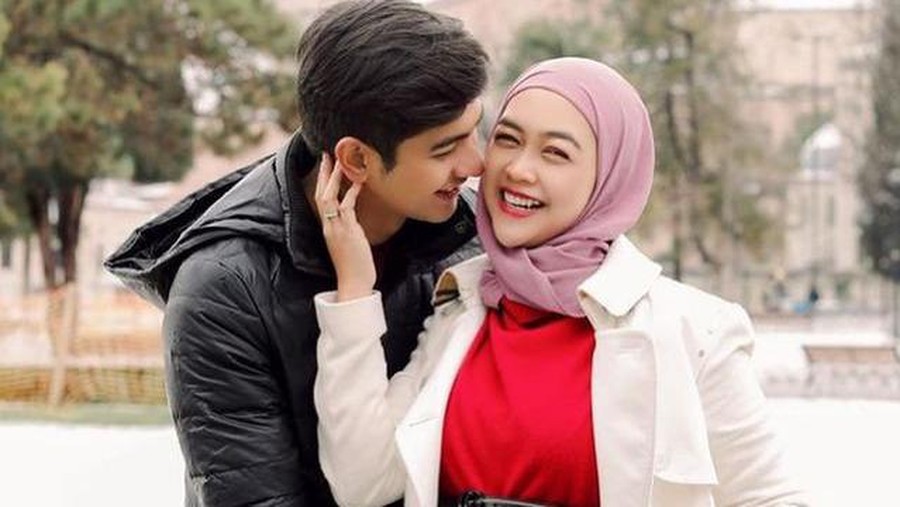 Ria Ricis Pamer Baby Bump