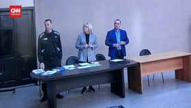 VIDEO: Oposisi Putin, Alexei Navalny Divonis 9 Tahun Penjara