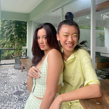 Pacaran Sesama Jenis, Chika Eks Adipati Dolken Pasrah dengan Reaksi Anak