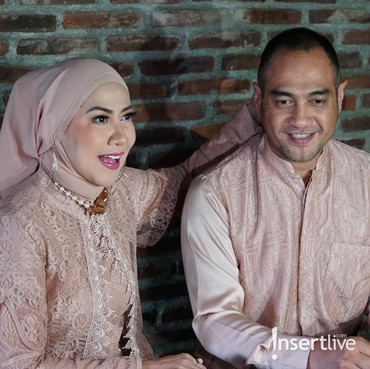 Detik-detik Venna Melinda Keluar Kamar Hotel dengan Hidung Berdarah