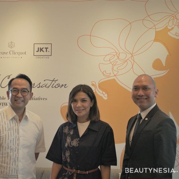 Rayakan IWD 2022, Raffles Jakarta Kolaborasi bareng JKT. Creative Berdayakan Perempuan Kurang Mampu di Jakarta!