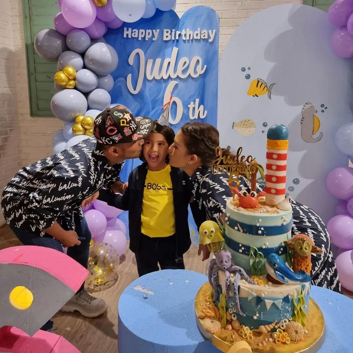 <p>Pada bulan lalu, Judeo baru saja merayakan ulang tahun yang ke-6. Kita doakan supaya Judeo cepat tumbuh besar ya, Bunda. (Foto: Instagram @jud1ka)</p>