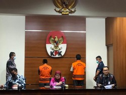 Eks Bupati Tabanan Ditetapkan KPK Jadi Tersangka, Langsung Ditahan
