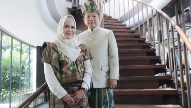 Nurhayati Effendi
