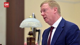 VIDEO: Tangan Kanan Putin Anatoly Chubais Mundur, Tinggalkan Rusia