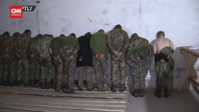 VIDEO: 67 Tentara Ukraina Menyerah Pada Militer Rusia