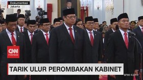VIDEO: Tarik Ulur Perobakan Kabinet