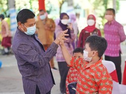 Lebih Akrab dengan Mas Abu yang Suka Gowes dan Duren