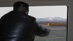 Kim Jong Un Ikut Pantau Uji Coba Senjata Baru Korut, Korsel Waspada