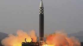 img-title Pakar dari China Ungkap Rudal ICBM Korut Bisa Hantam AS dalam 33 Menit