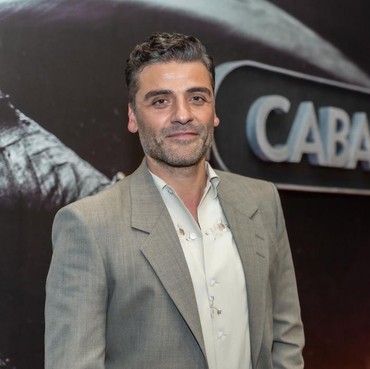 Perankan 4 Kepribadian di 'Moon Knight', Akting Oscar Isaac Dipuji