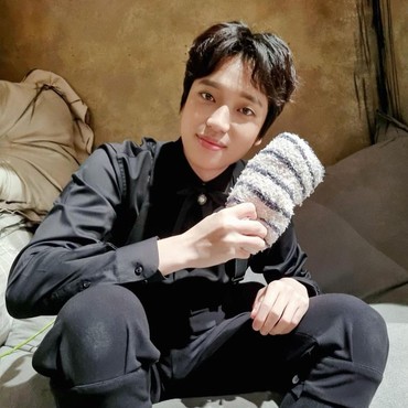 Gabung Agensi Baru, Niel Teen Top Bakal Rilis Album Solo