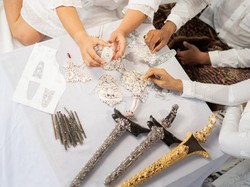 Tulola Jewelry Hadirkan Pustaka Tulola, Gandeng Maestro Keris Bali