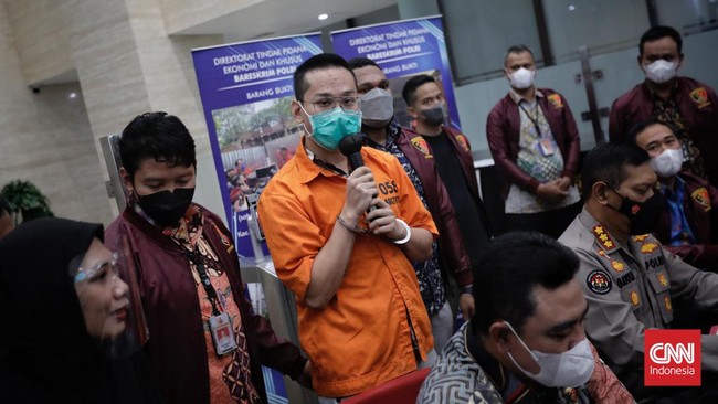 Bareskrim Polri menjadwalkan pemeriksaan Fakar Suhartami Pratama alias Fakarich, selaku guru Indra Kenz dalam dunia investasi opsi biner Binomo, Kamis (31/3).