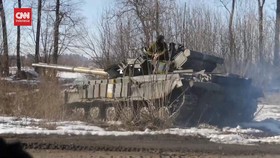 VIDEO: Momen Pasukan Ukrania Hadapi Serangan Militer Rusia di Kharkiv