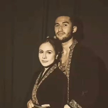 Usai Pamer Foto Seksi Wulan Guritno, Sabda Ahessa Ungkap Panggilan Sayang