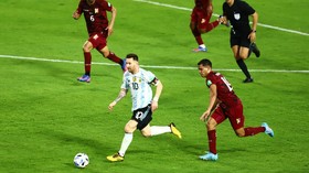 Viral Netizen Jual Tiket Argentina Usai Isu Messi Batal ke Indonesia