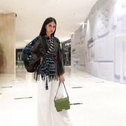 Unik dan Menarik! 7 Ide Padu Padan Kain Tradisional dengan Gaya Fashion Modern
