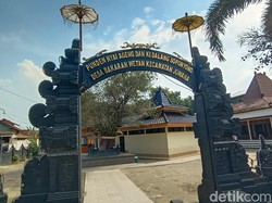 Kisah Dalang Soponyono di Pati, Gamelan Bunyi Sendiri-Larangan Jual Nasi
