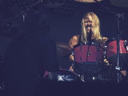 Ringo Starr hingga Finneas Berduka Atas Kematian Taylor Hawkins
