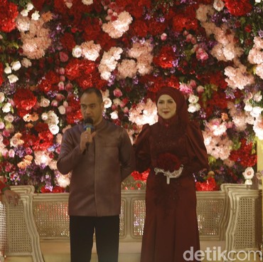 Dato Tahir Anggap Crazy Rich Sampah hingga Venna Melinda Digerebek