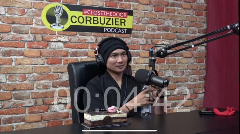 Deddy Corbuzier Bintang tamu podcast Deddy Corbuzier yang ditangkap polisi